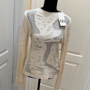 Zara Women's Long Sleeve Top in Cream and Gray